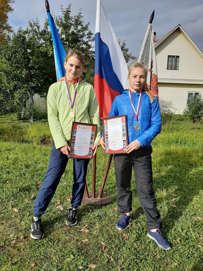 1 и 2 место в районном этапе Всероссийских соревнований "День бега"!